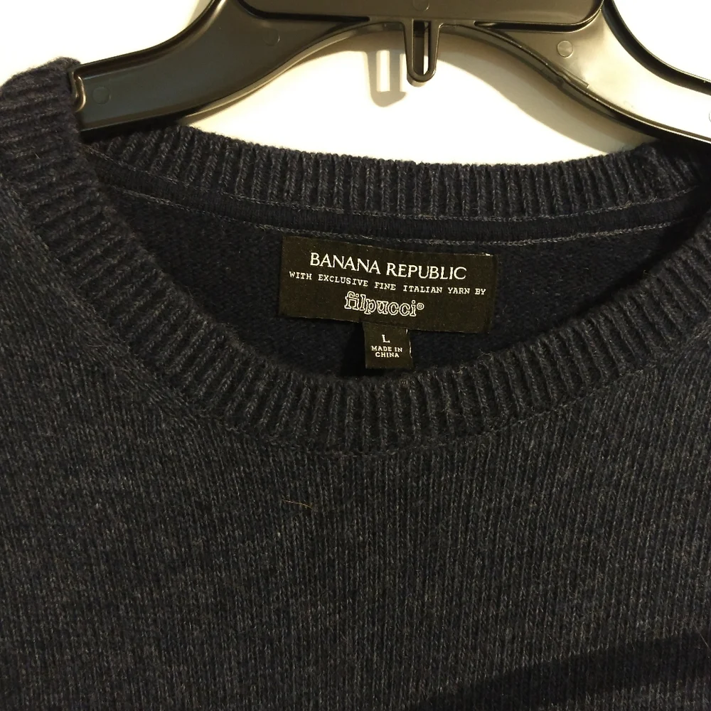 Blue-gray striped sweater mens size large